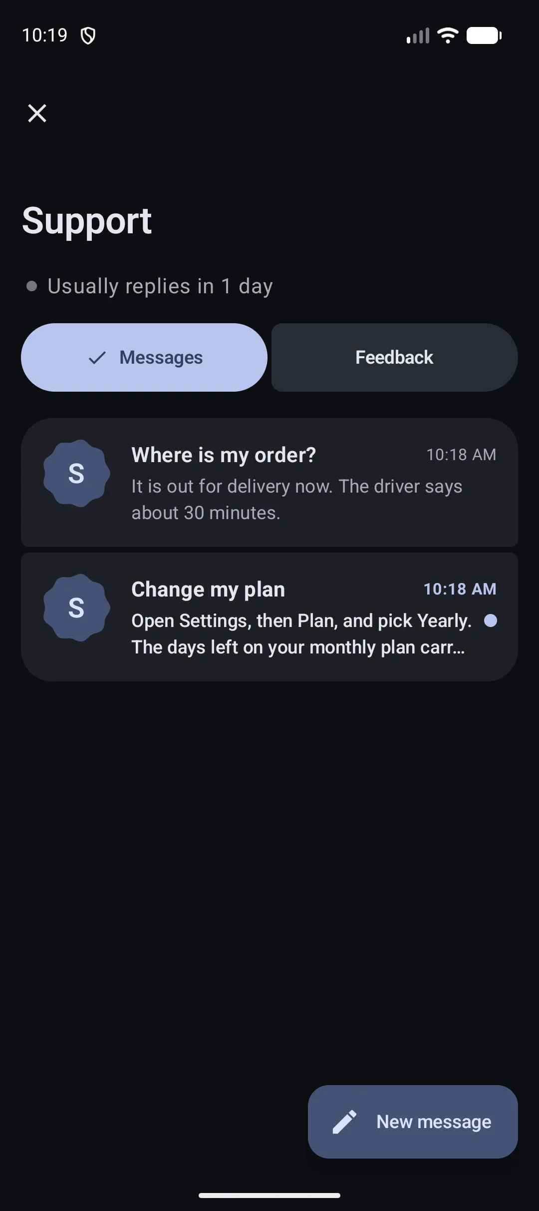 شاشة الدعم من حزمة Android SDK داخل تطبيق: محادثات الشخص مع آخر رد، وزر لكتابة رسالة جديدة.